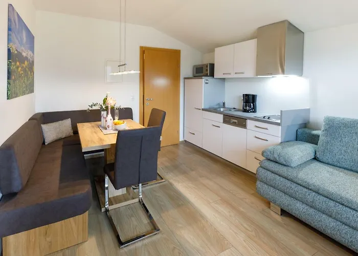 Haus Scherz * 斯拉德明