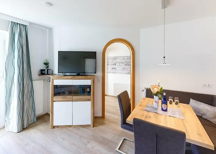 公寓 Haus Scherz 斯拉德明